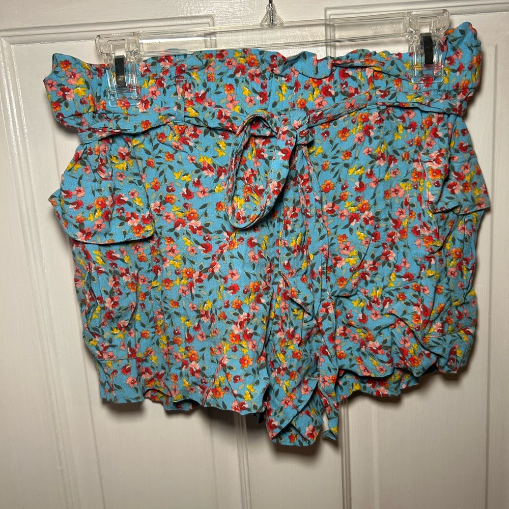 LOFT Floral Women Shorts